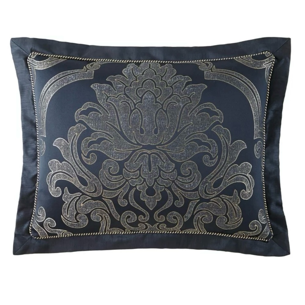 WATERFORD Vaughn king size Shams